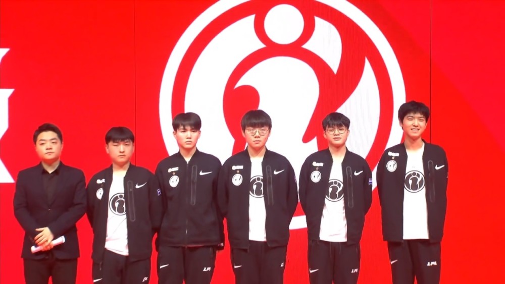 推动女足快 推动女足快